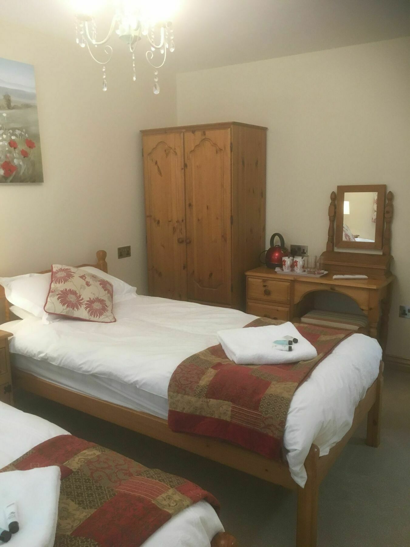 The Waterwheel Hotel เซนต์ออสเทลล์ ภายนอก รูปภาพ